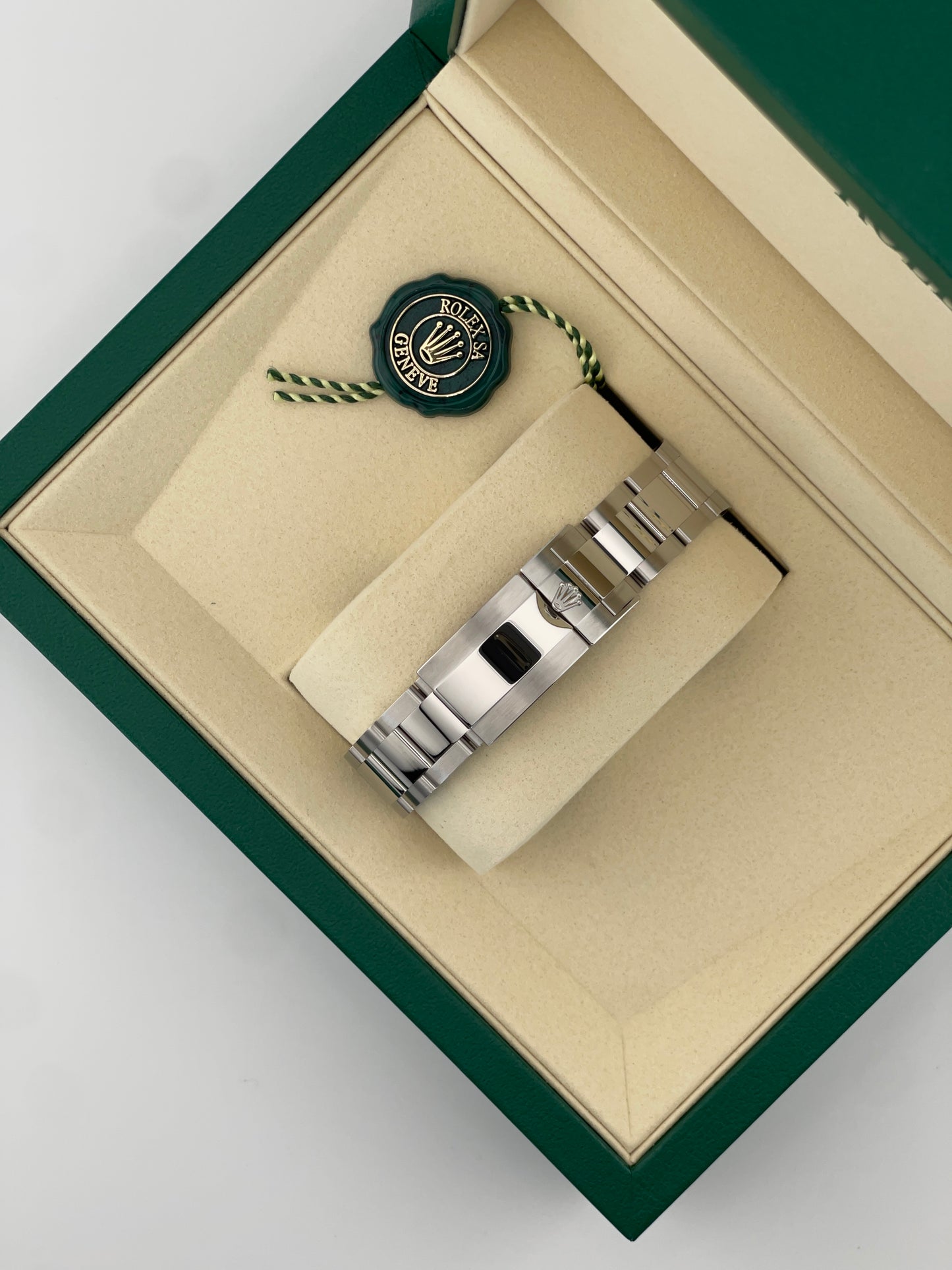 Rolex GMT-Master II "Sprite"- 40mm - 126720VTNR