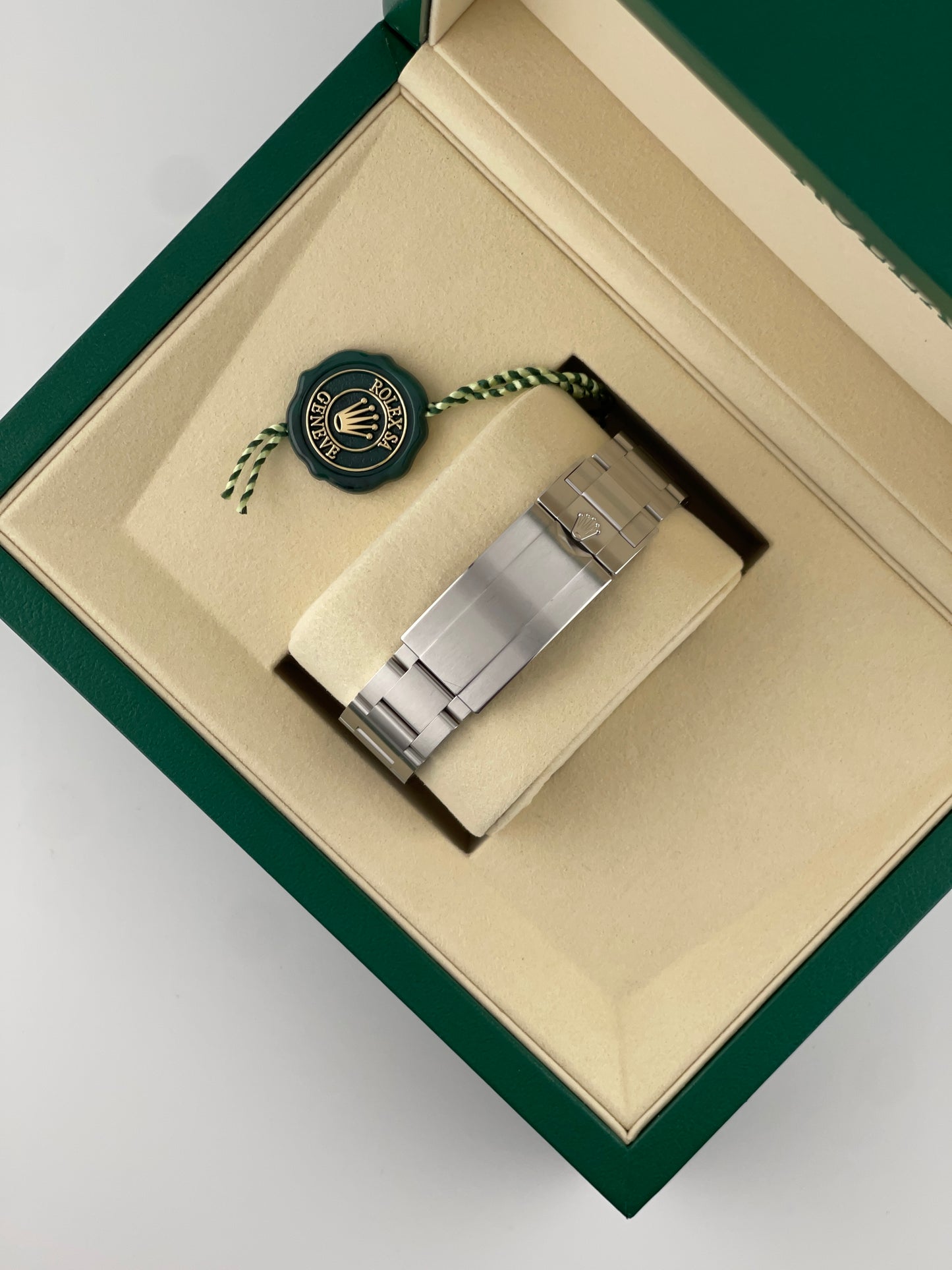 Rolex Submariner Date 126610LV Starbucks mit grüner Lünette und schwarzem Zifferblatt, 41mm Oystersteel