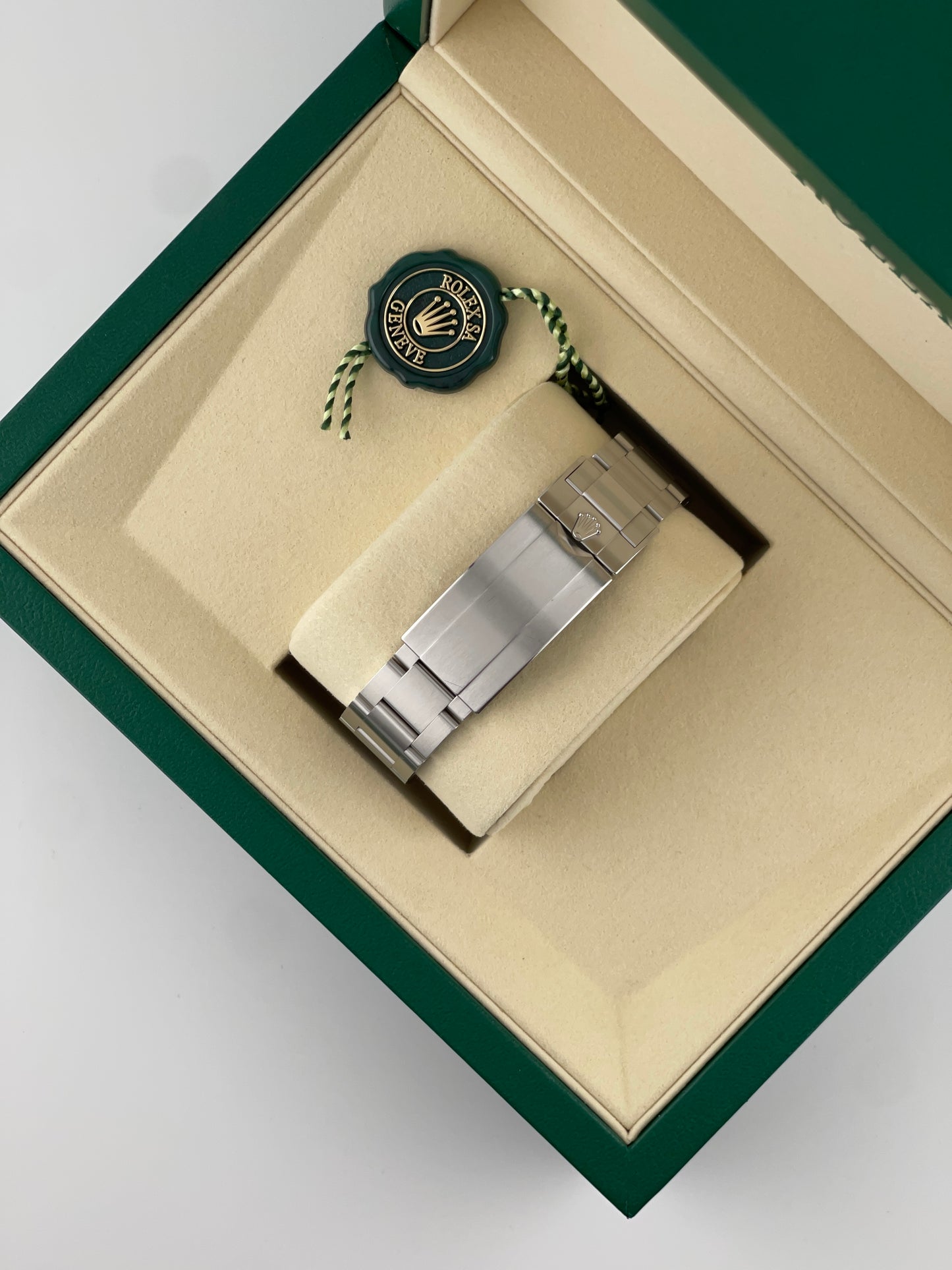 Rolex Submariner Date 126610LV grüne Keramiklünette Nahaufnahme